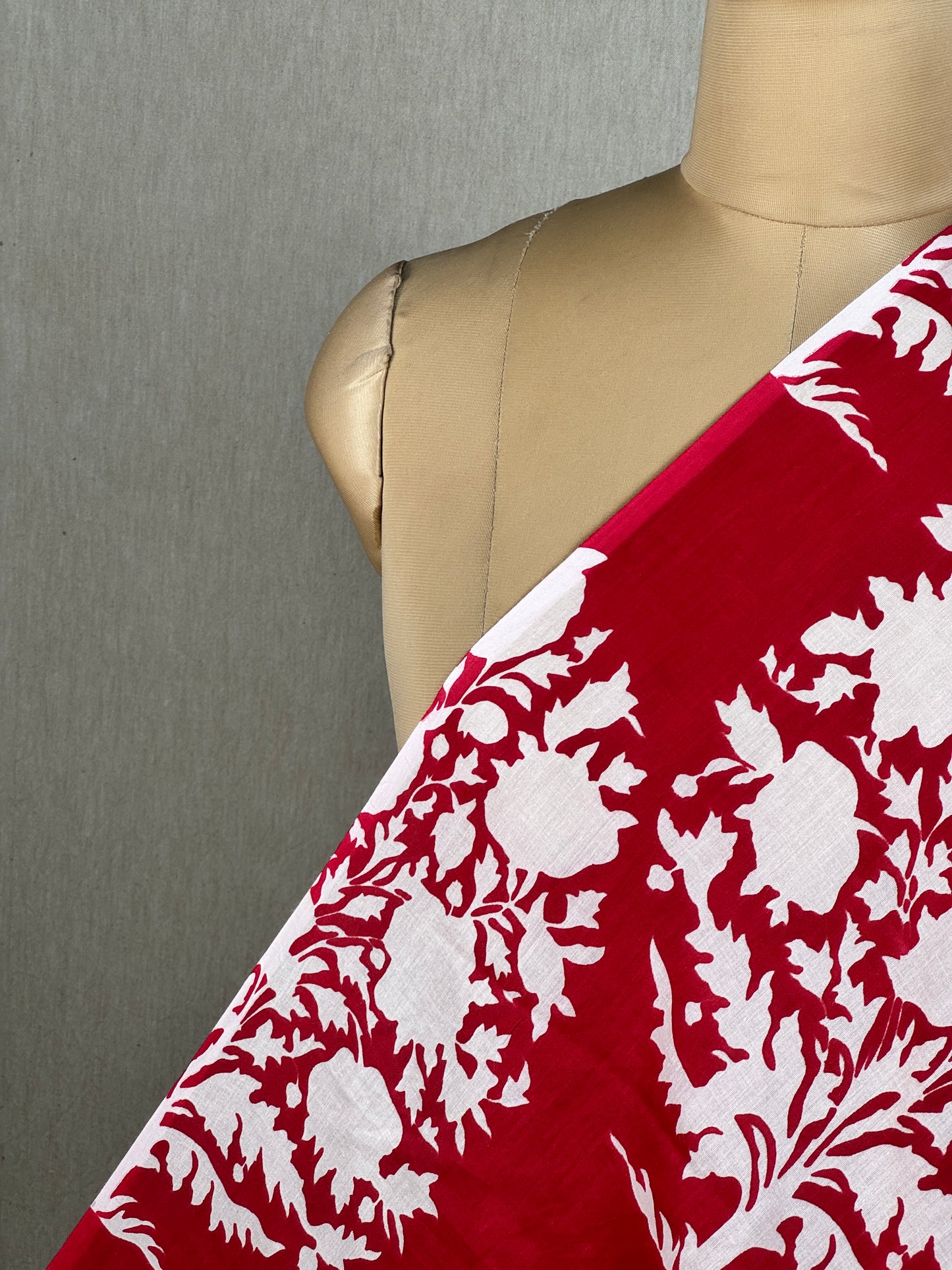 Printed Cambric Cotton Fabric