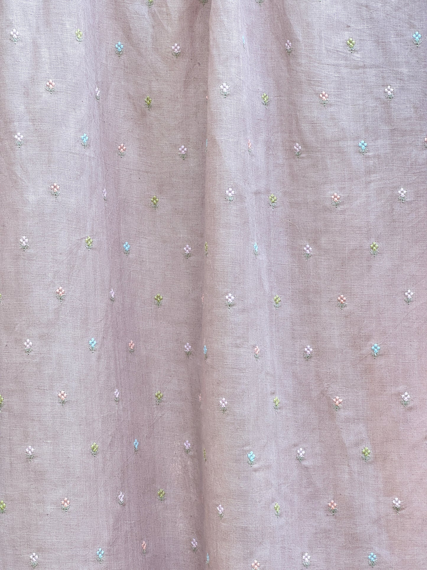 Embroidered 60 Lee Gauze Linen Fabric