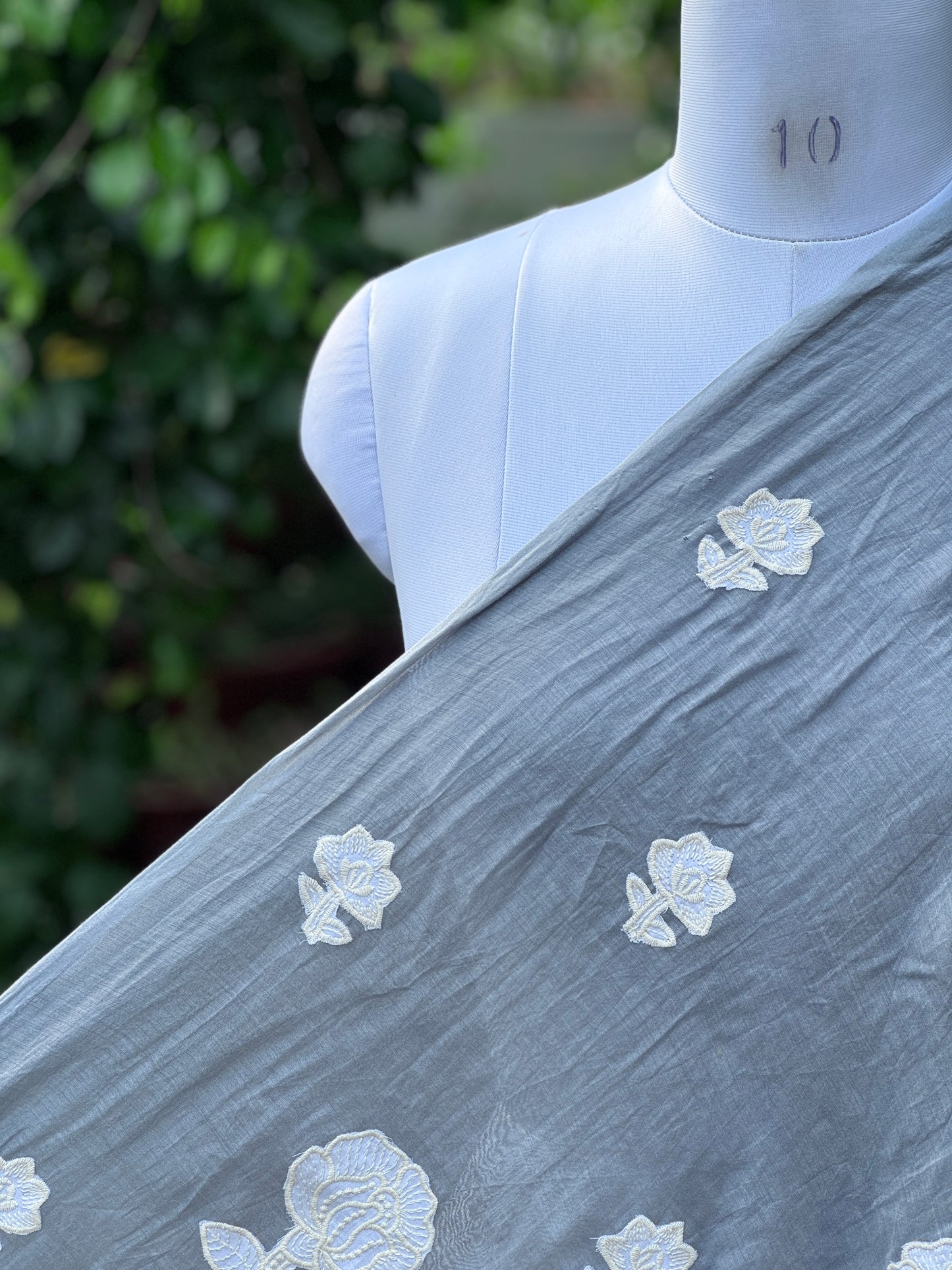 Applique Embroidered 40gm Banarasi Chanderi fabrics