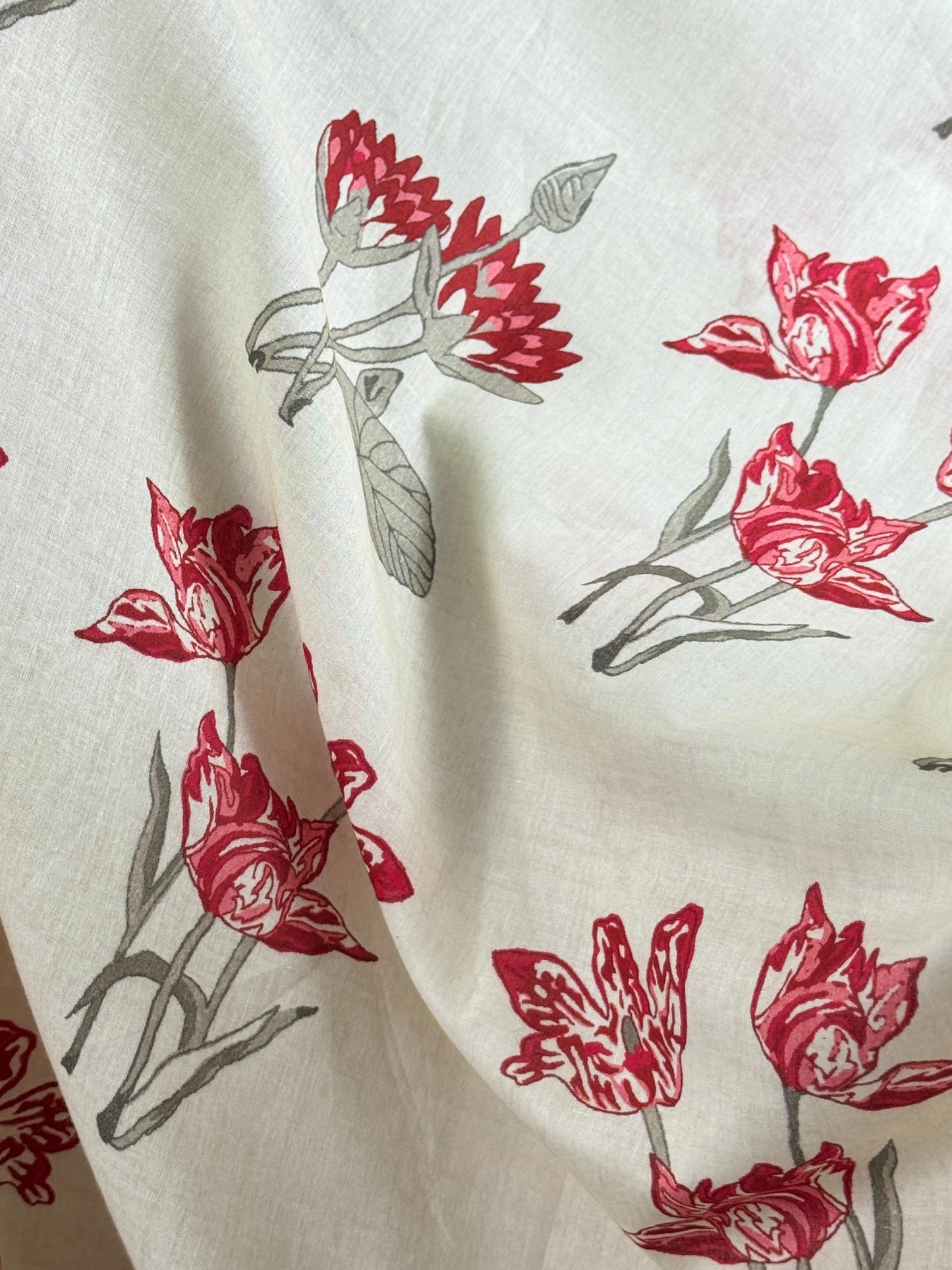 Digital Printed Cambric Cotton Fabric