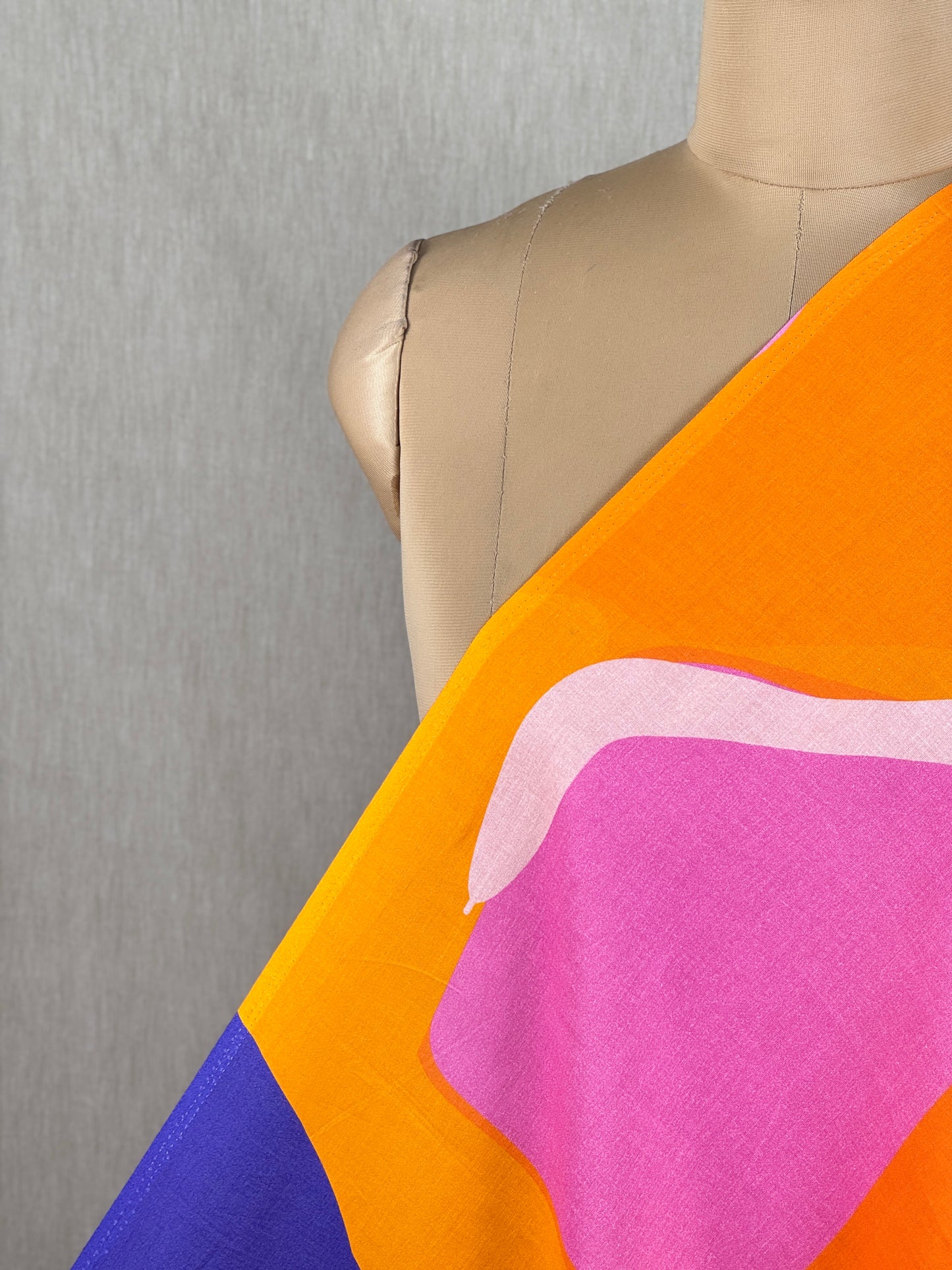 Digital Printed Cambric Cotton Fabric