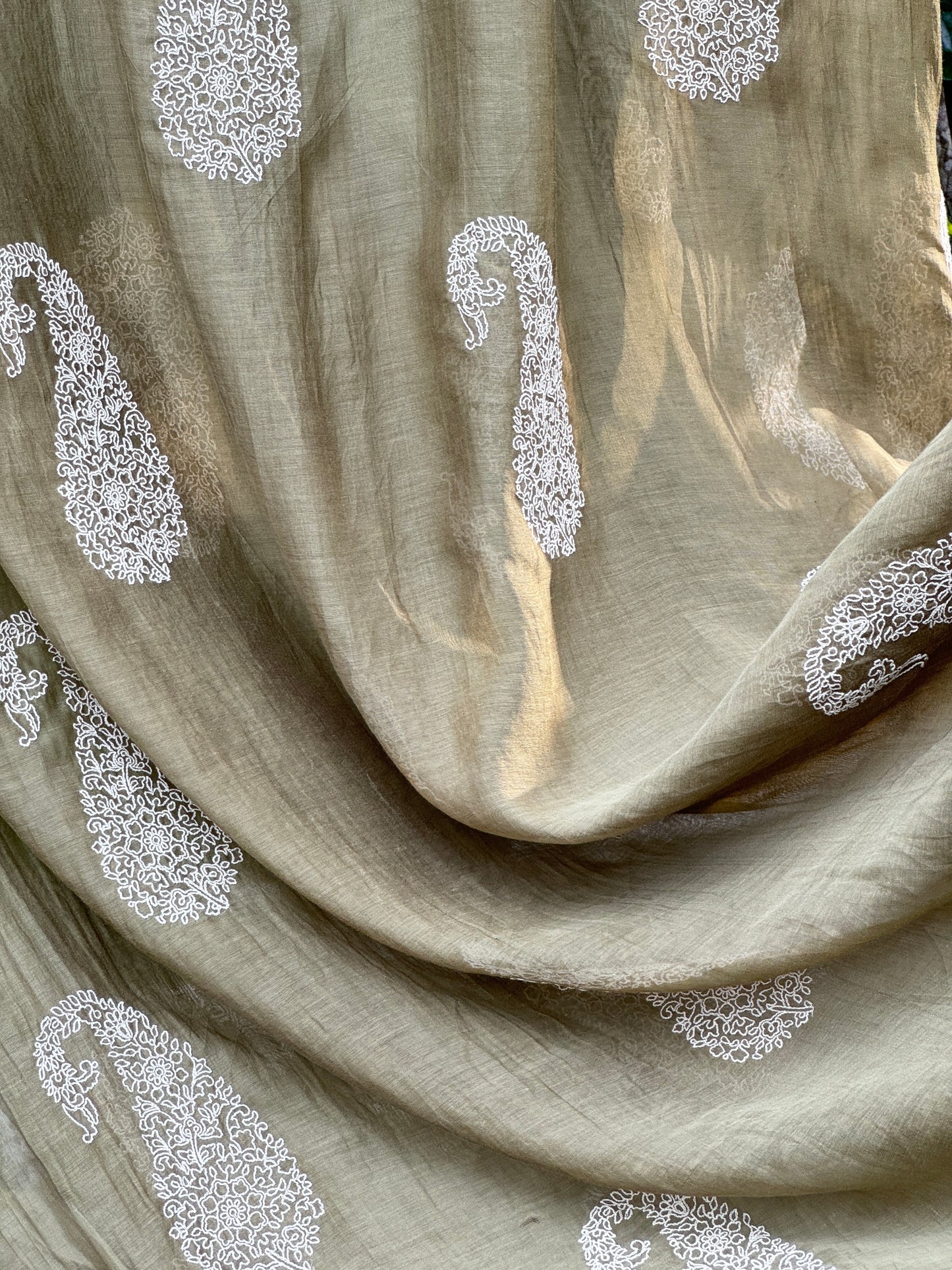Embroidered 40 gm Banarasi Chanderi Fabric
