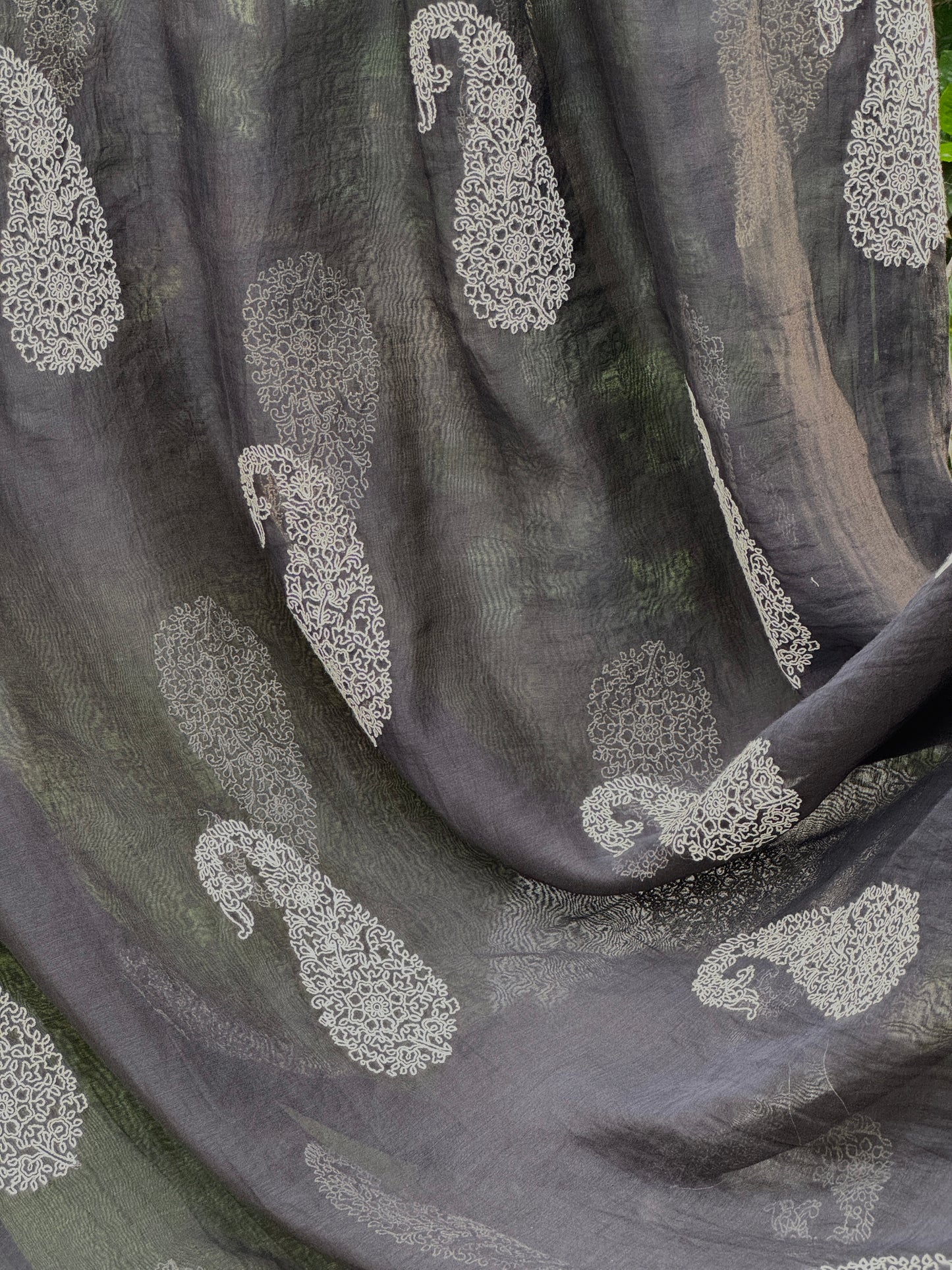Embroidered 40 gm Banarasi Chanderi Fabric