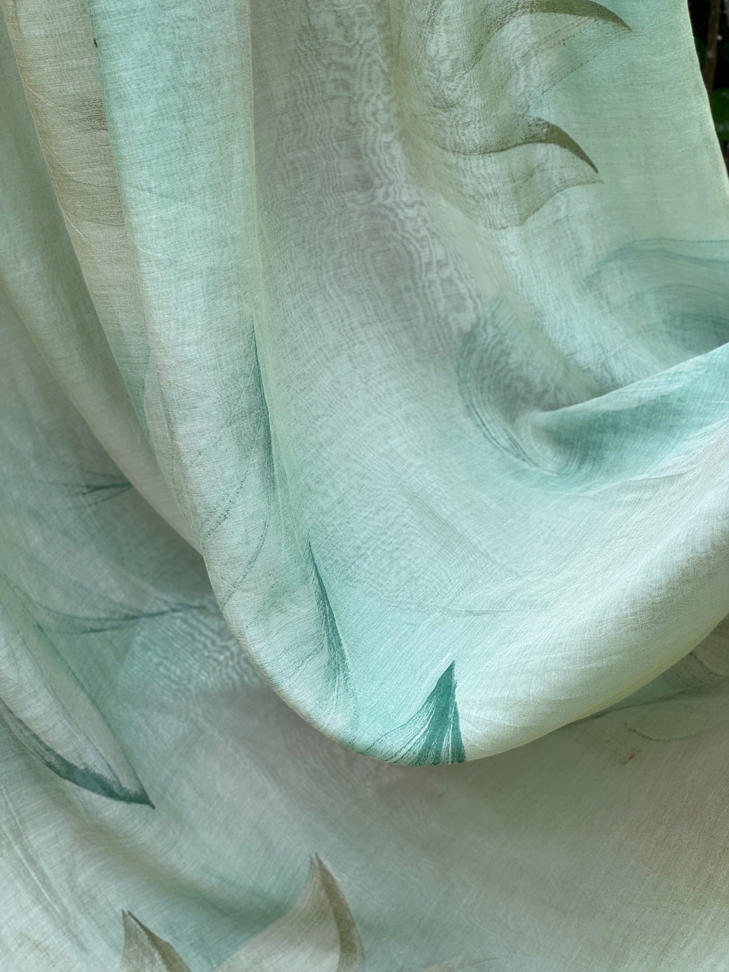 Hand Painted 40 gm Banarasi Chanderi Fabric