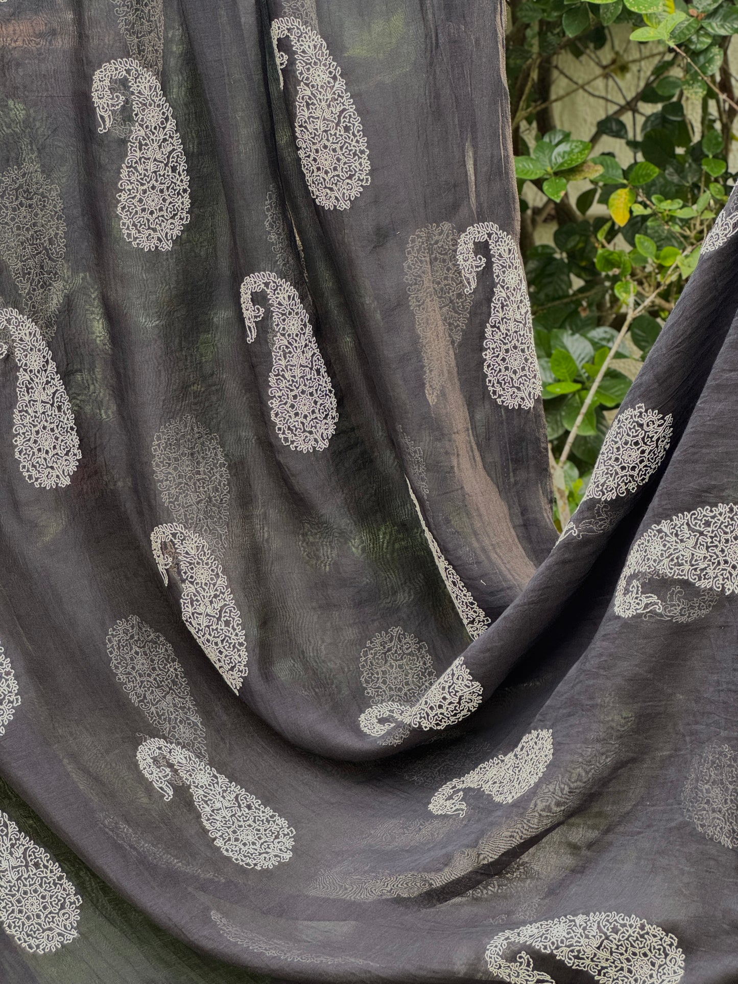 Embroidered 40 gm Banarasi Chanderi Fabric