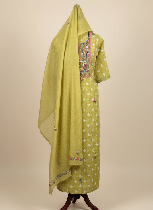 Chanderi Salwar Suit with Jamdani Weave & Hand Embroidery