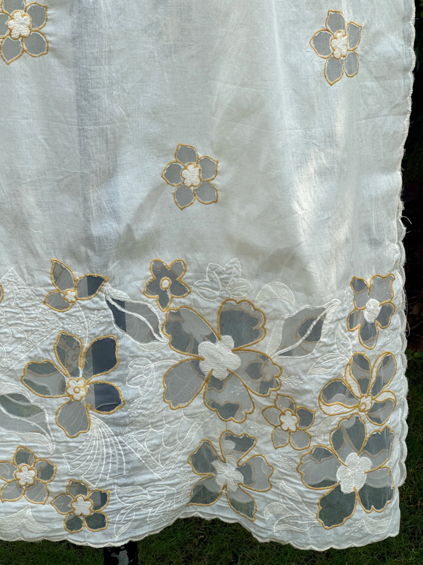 Applique Embroidered Kora Cotton Dupatta