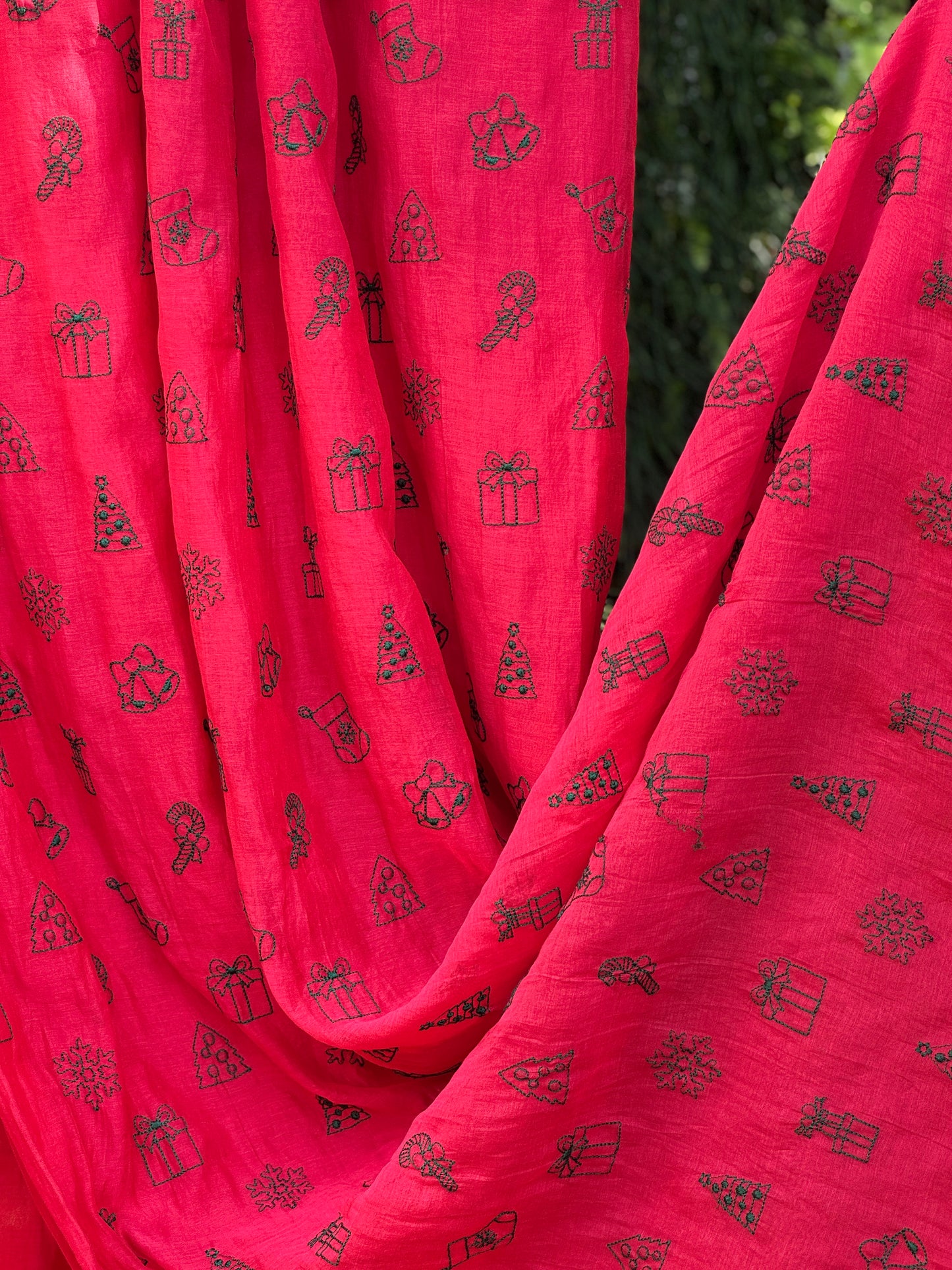 Embroidered 40gm Banarasi Chanderi Fabrics