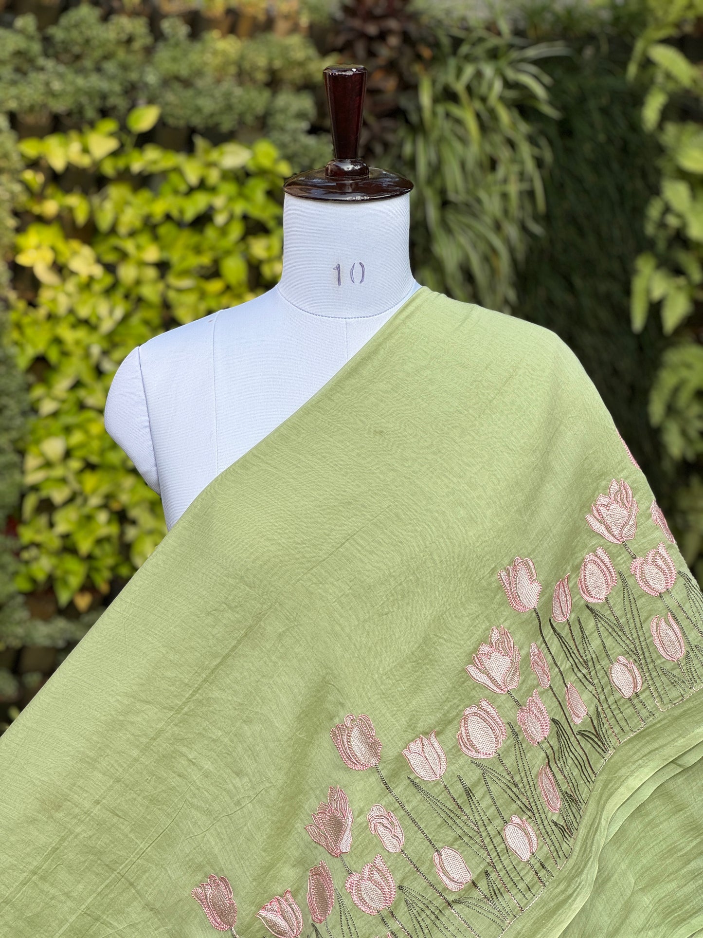 Border Embroidered 40gm Banarasi Chanderi Fabrics