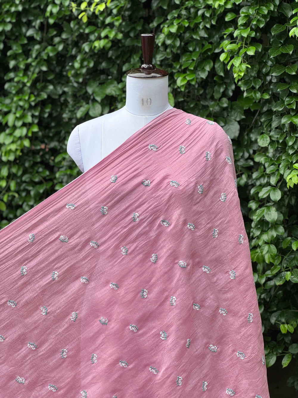 Embroidered 40gm Banarasi Chanderi Fabrics