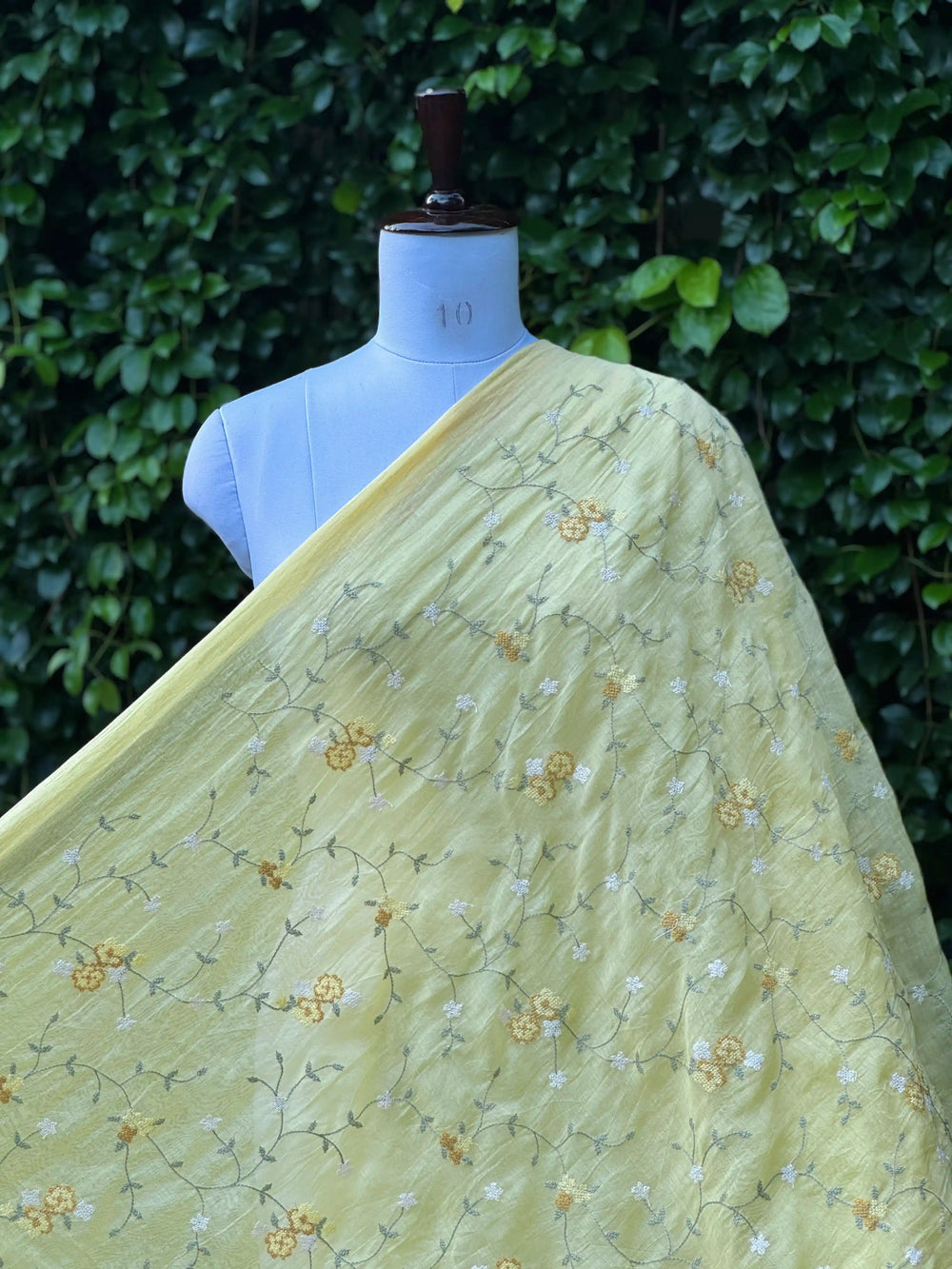 Embroidered 40gm Banarasi Chanderi Fabrics