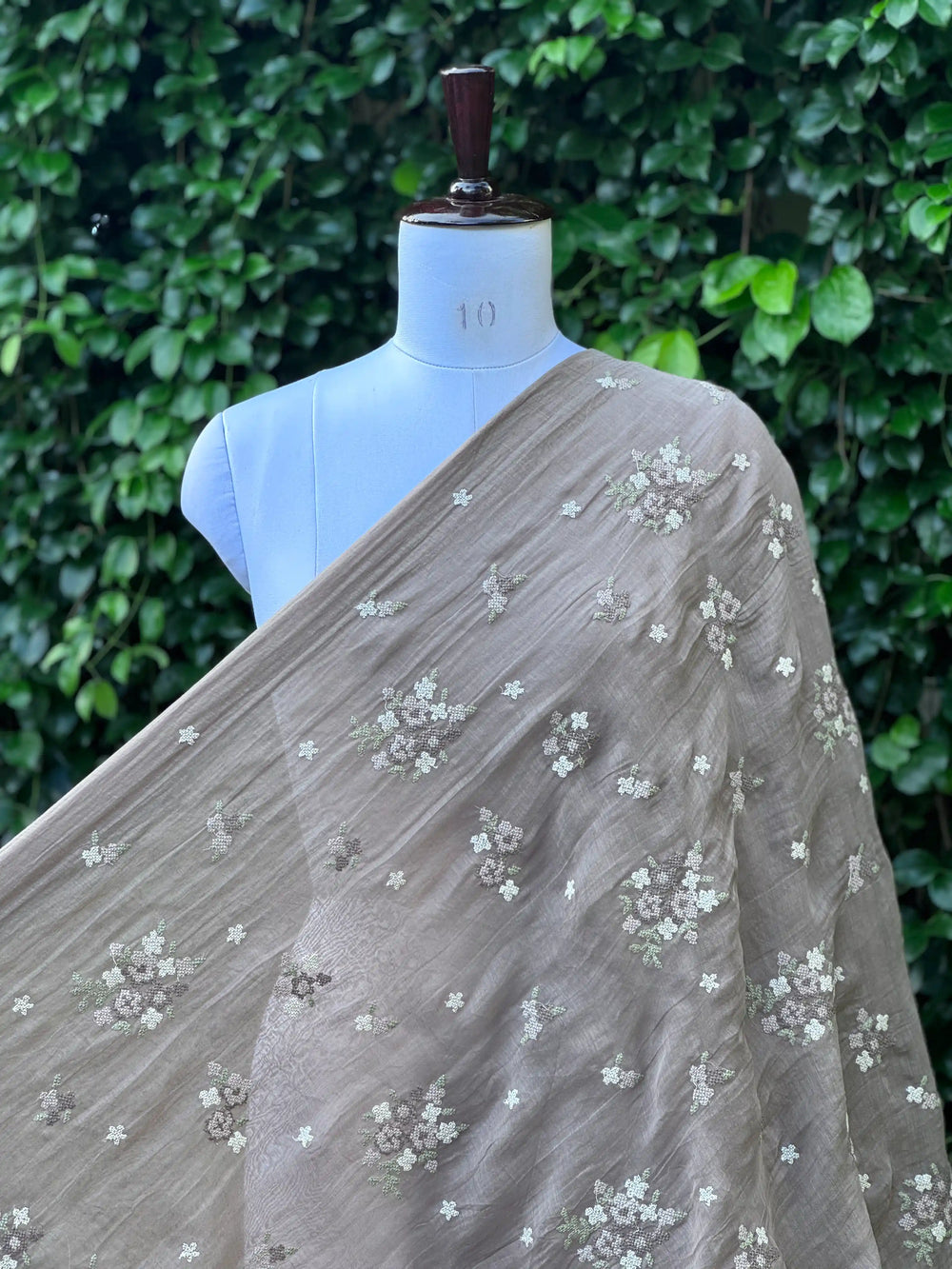 Embroidered 40gm Banarasi Chanderi Fabric