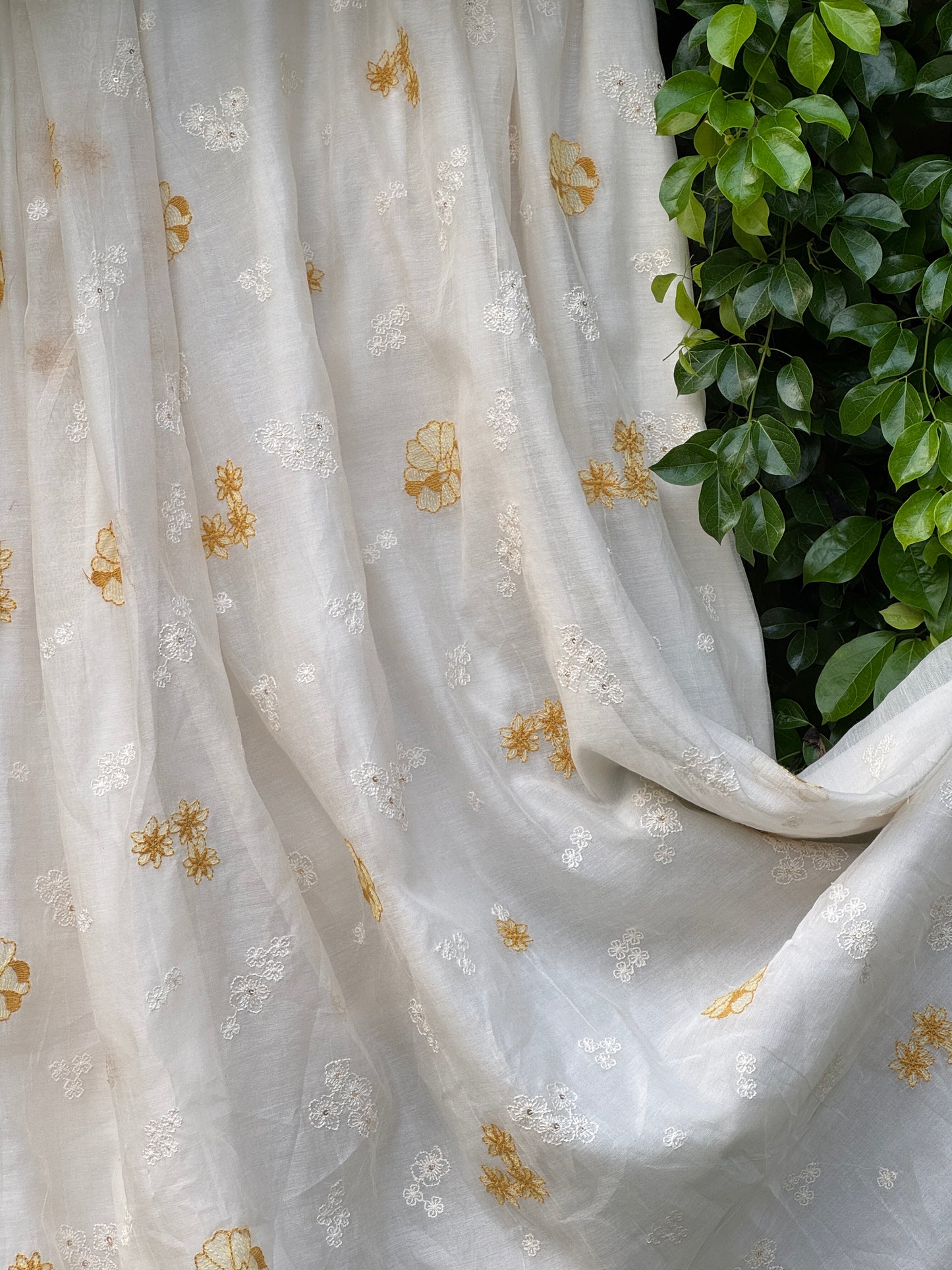 Embroidered 40 gm Banrasi Chanderi Fabric