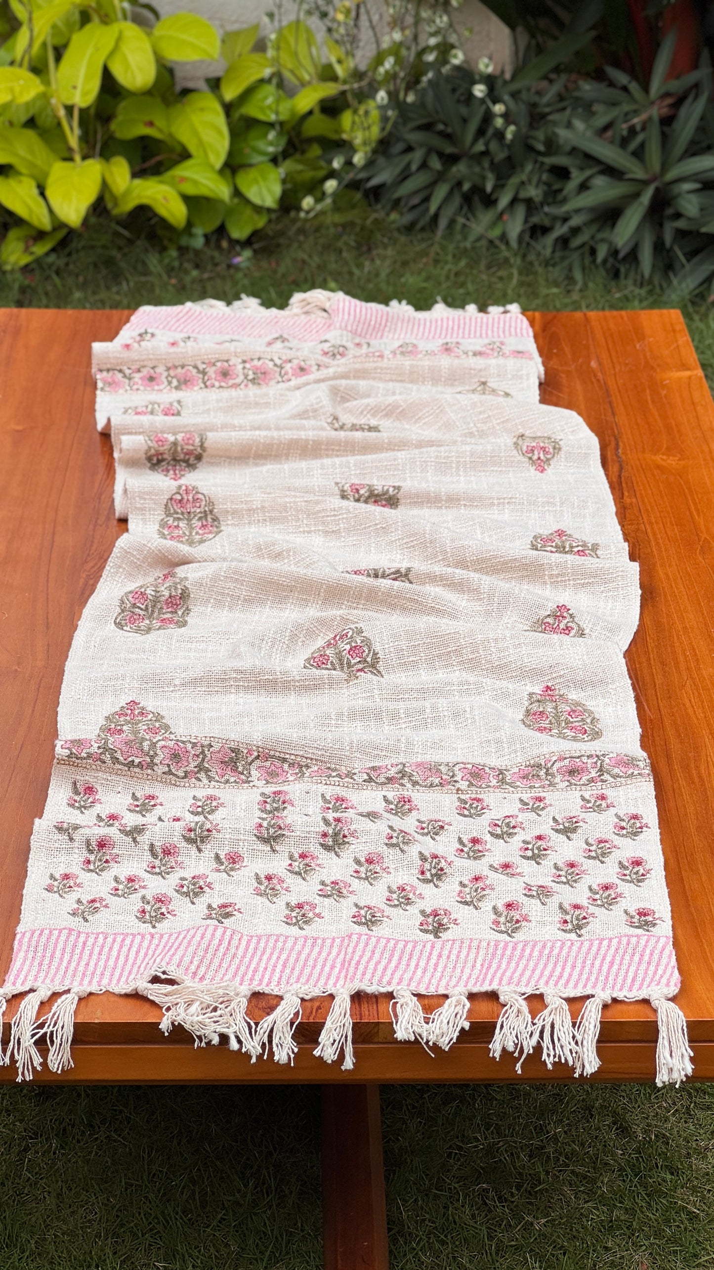 Block Printed Jute Table Runners