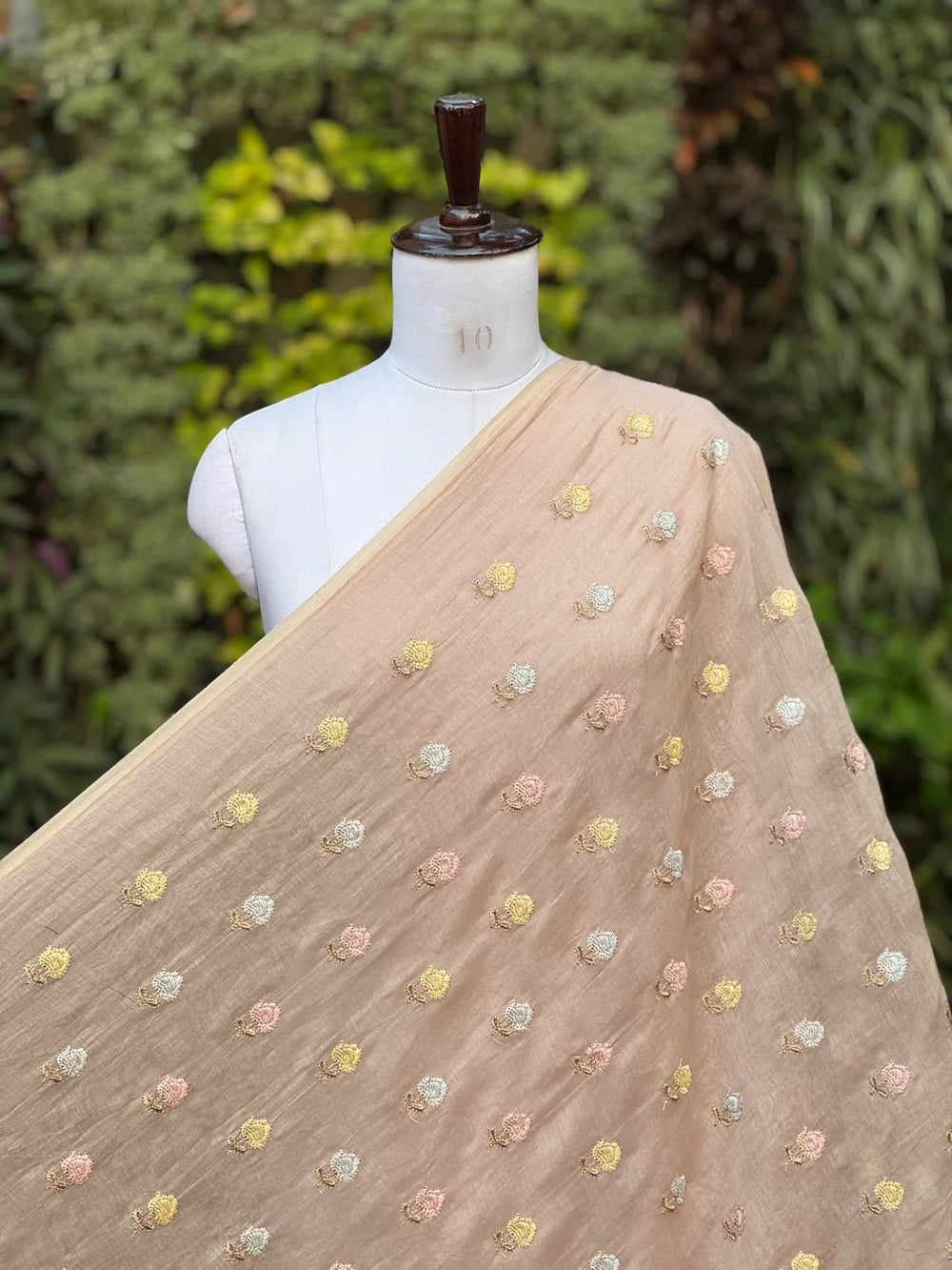 Zari Embroidered 40gm Banarasi Chanderi Fabrics