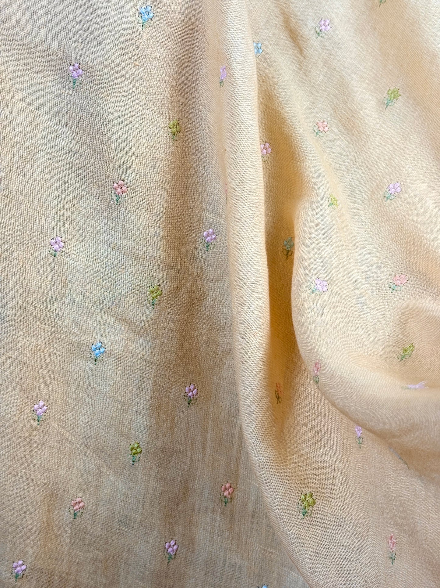 Embroidered  60 Lee Gauze Linen Fabric