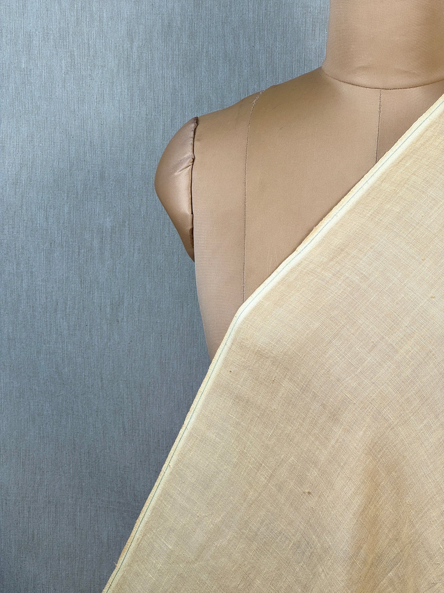 Plain 60 Lee Gauze Linen Fabric