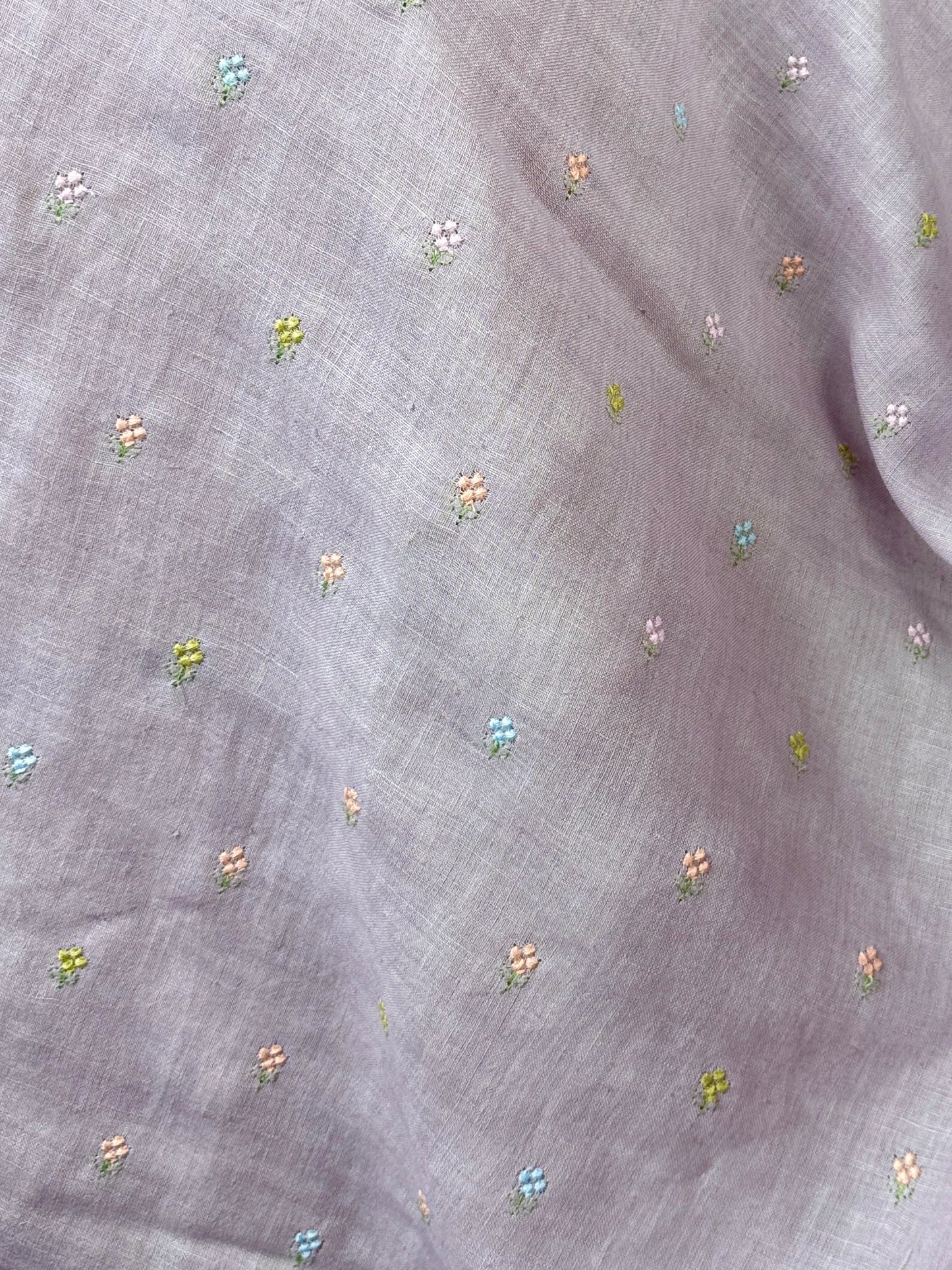 Embroidered 60 Lee Gauze Linen Fabric