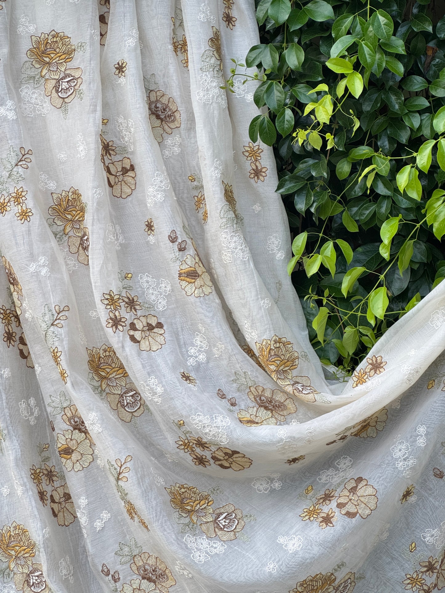 Embroidered 40 gm Banrasi Chanderi Fabric