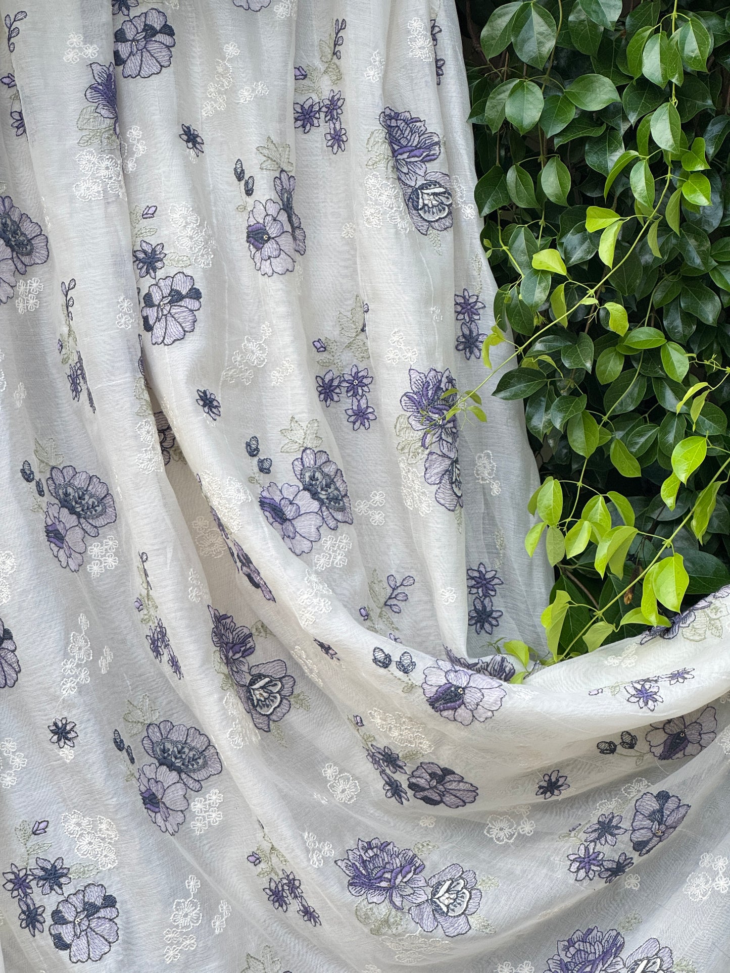 Embroidered 40 gm Banrasi Chanderi Fabric