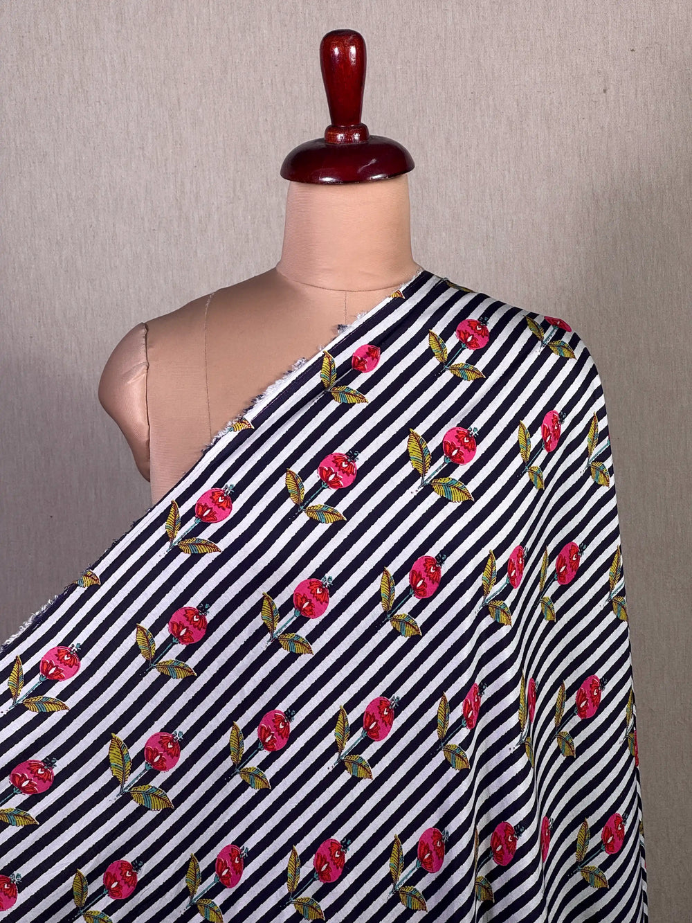 Block Printed Printed Muslin Fabric
