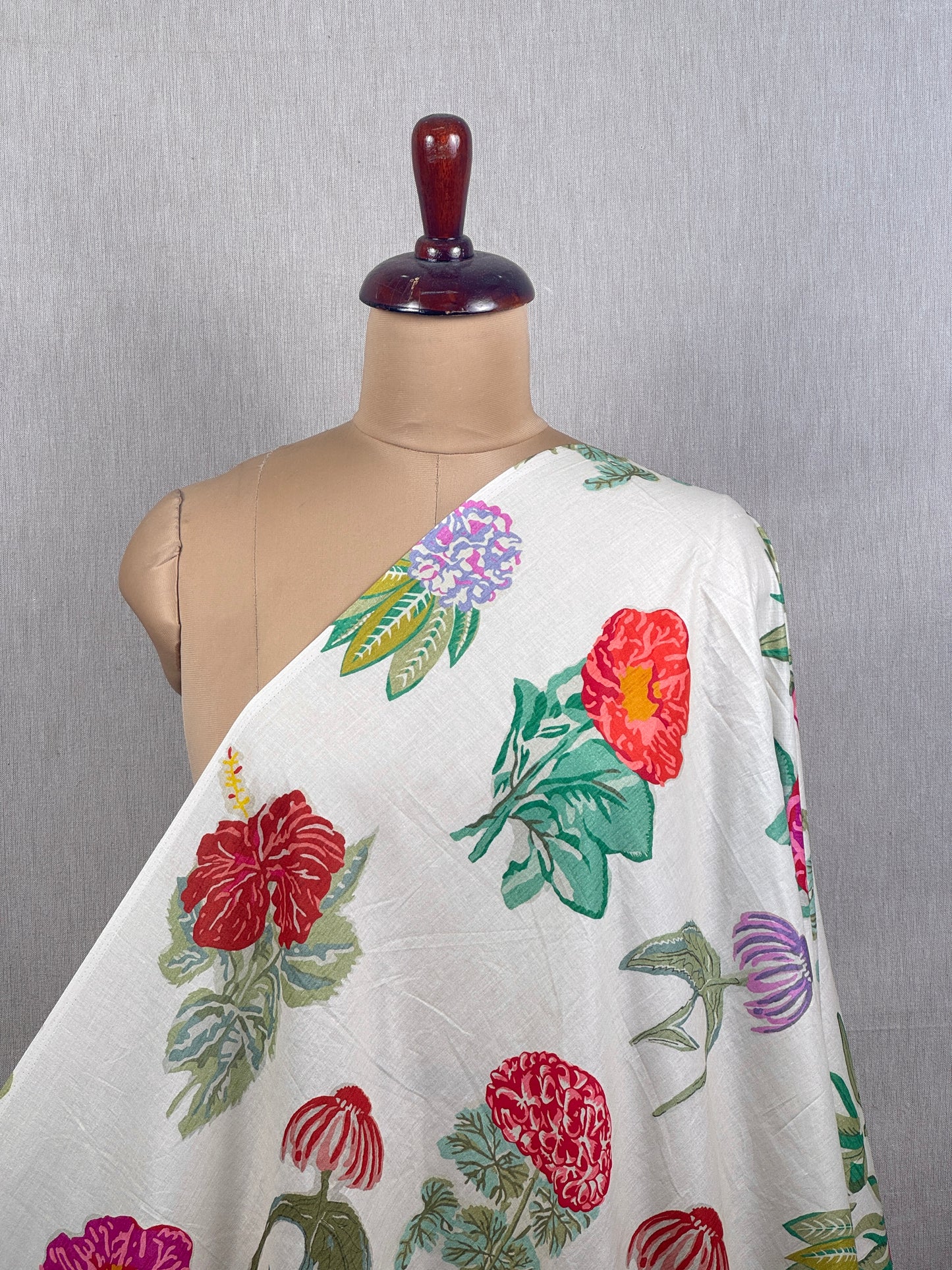 Digital Printed Cambric Cotton Fabric