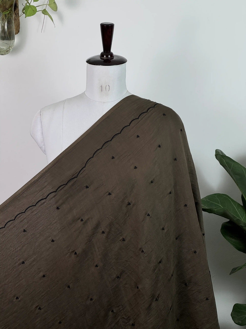 Embroidered 40gm Banarasi Chanderi Fabrics