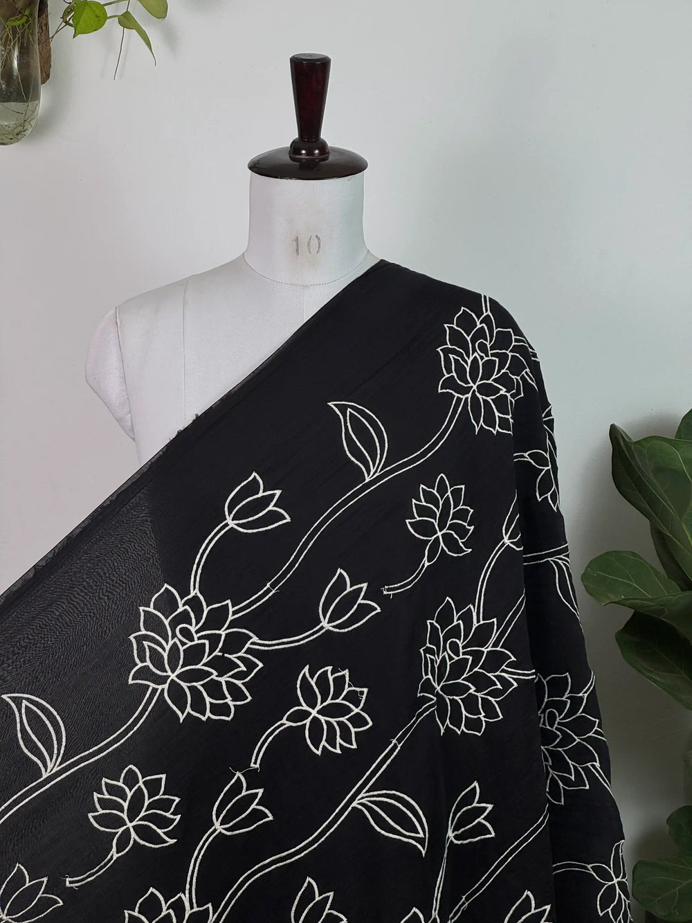 Embroidered 40gm Banarasi Chanderi Fabrics