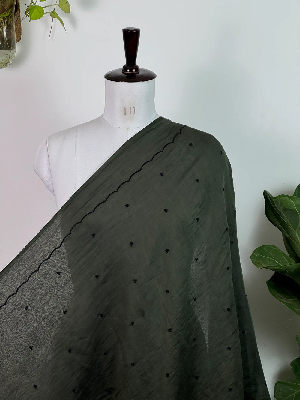 Embroidered 40gm Banarasi Chanderi Fabrics