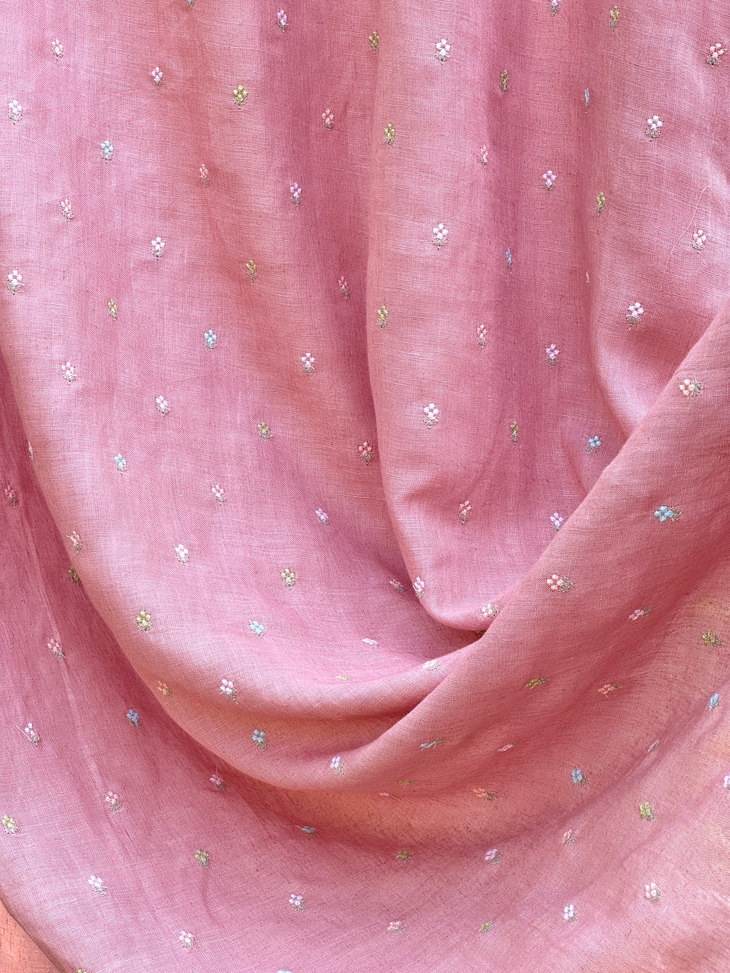 Embroidered 60 Lee Gauze Linen Fabric