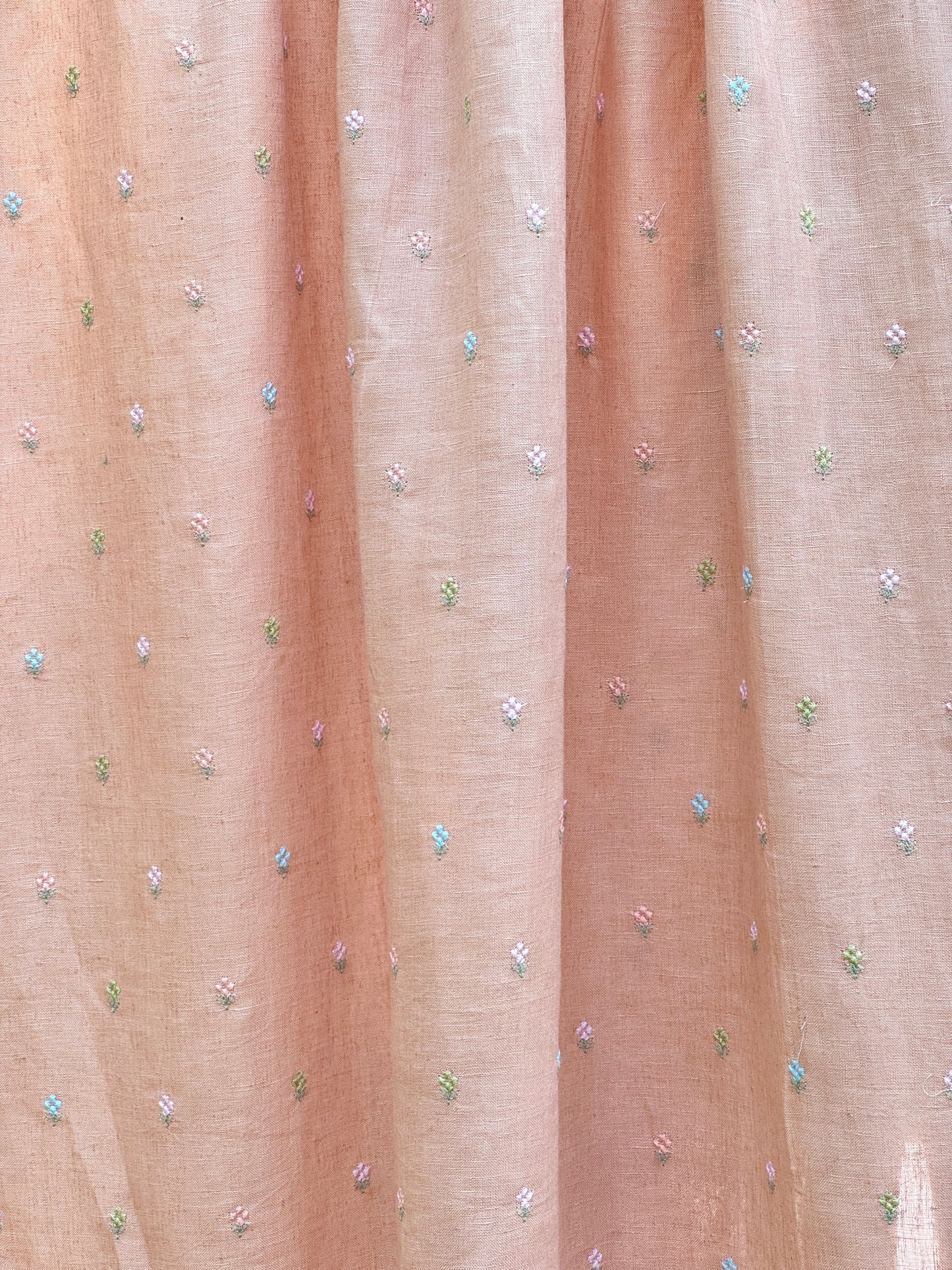 Embroidered 60 Lee Gauze Linen Fabric