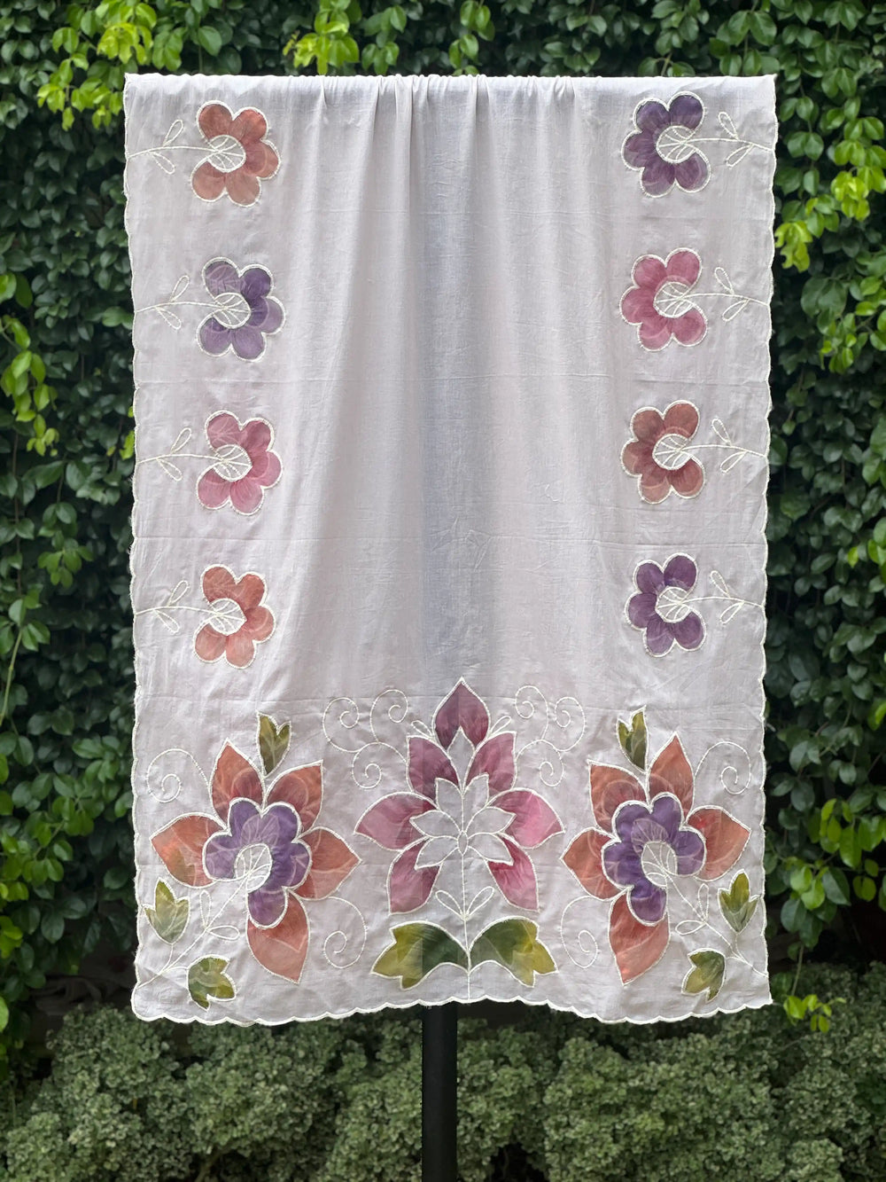 Appliquéd & Brush Painted Mulmul Cotton Dupatta
