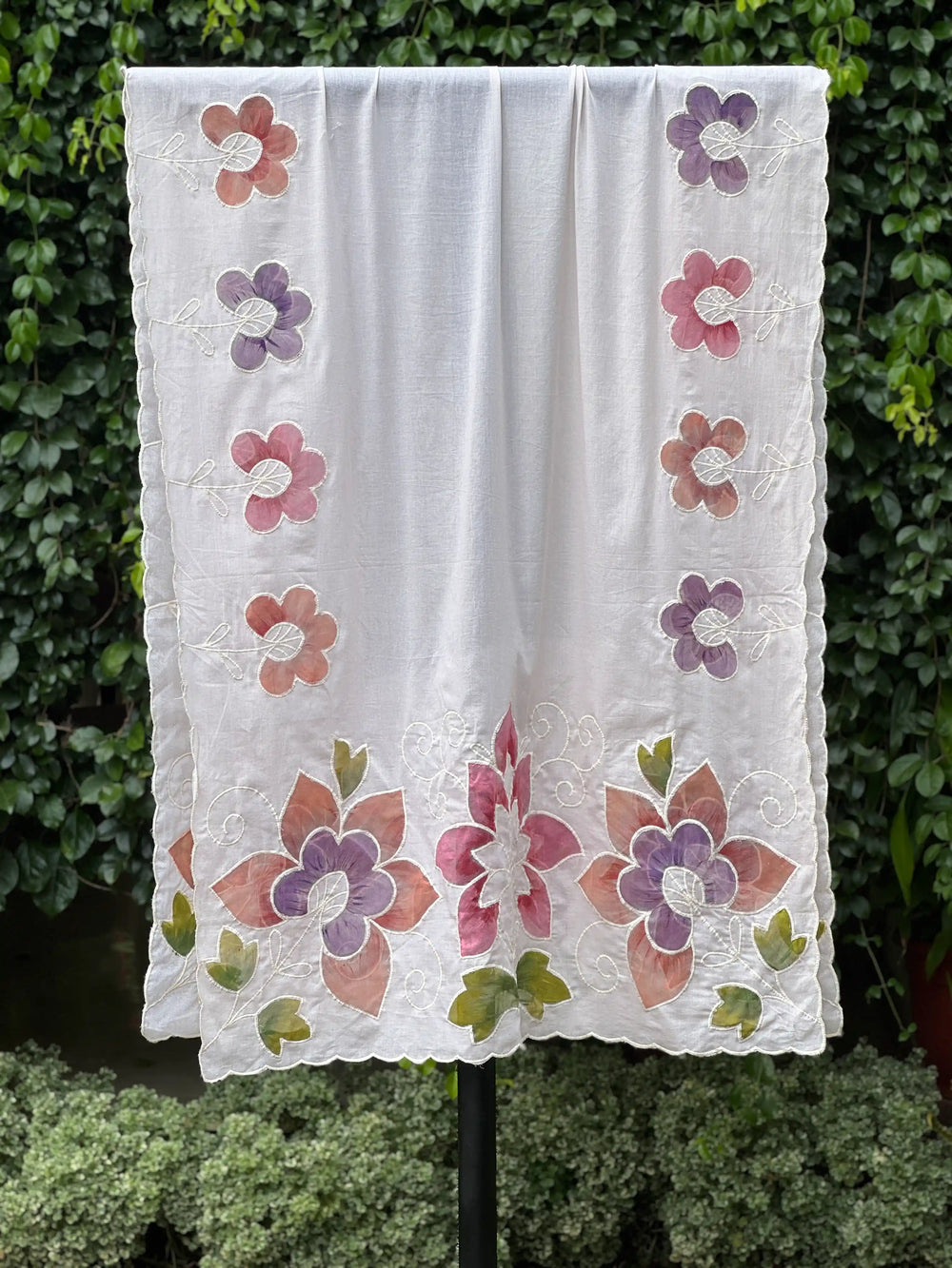 Appliquéd & Brush Painted Mulmul Cotton Dupatta