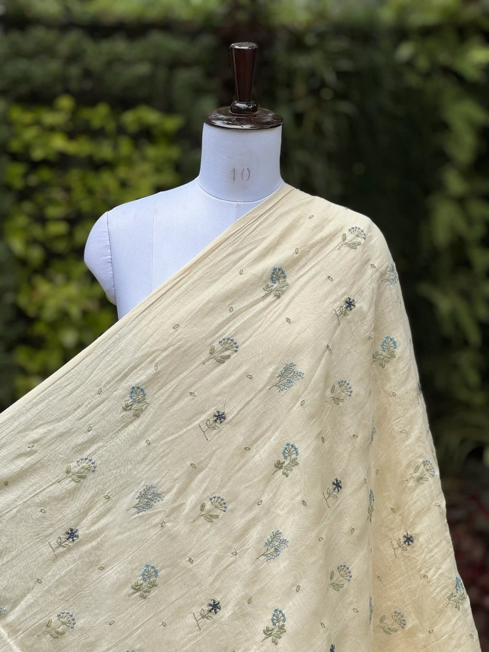 Embroidered 40gm Banarasi Chanderi Fabric