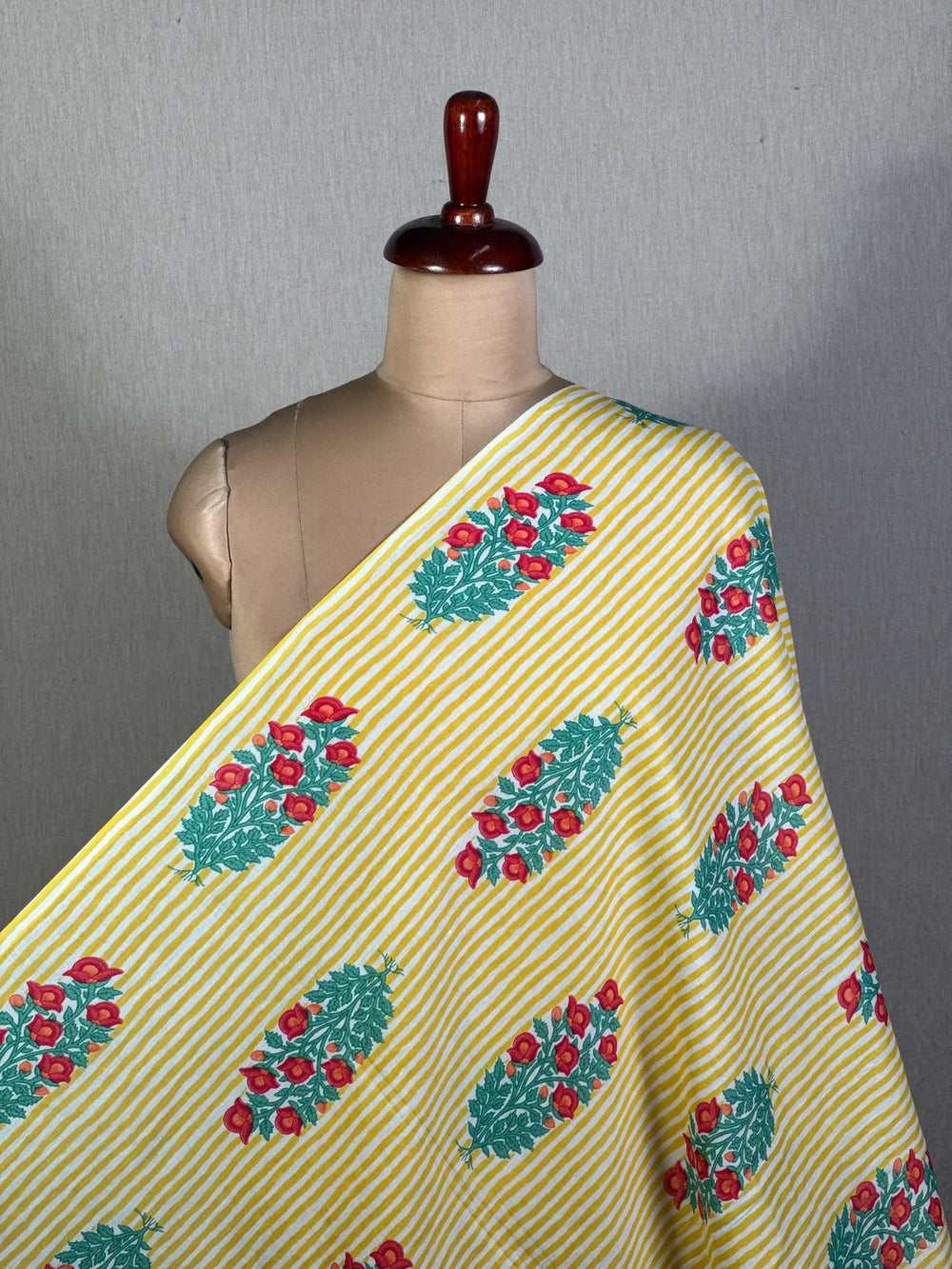 Printed Cambric Cotton Fabric