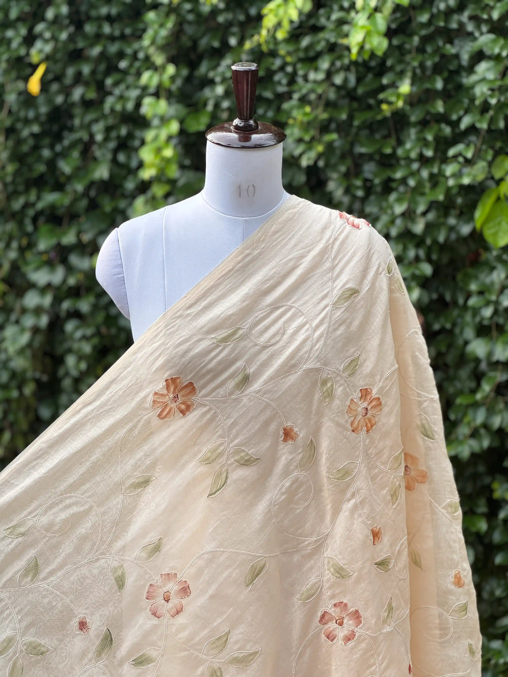 Embroidered - Brush painted 40gm Banarasi Chanderi Fabric